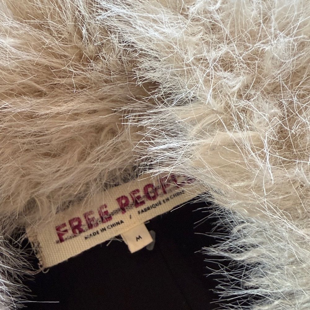 Free People Out And About - Picture 10 of 11